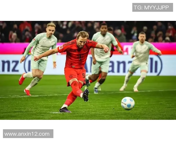 莱万重返德甲对阵拜仁遭球迷嘘声四起质疑其忘恩负义 莱万重返德甲对阵拜仁遭球迷嘘声四起质疑其忘恩负义